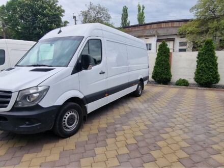 Белый Мерседес Sprinter, объемом двигателя 2.2 л и пробегом 399 тыс. км за 16999 $, фото 1 на Automoto.ua