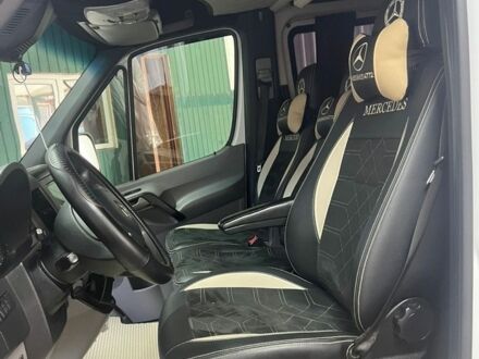 Белый Мерседес Sprinter, объемом двигателя 2.2 л и пробегом 300 тыс. км за 24600 $, фото 1 на Automoto.ua