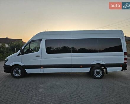 Белый Мерседес Sprinter, объемом двигателя 2.99 л и пробегом 280 тыс. км за 35900 $, фото 1 на Automoto.ua
