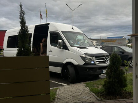 Белый Мерседес Sprinter, объемом двигателя 2.14 л и пробегом 505 тыс. км за 24000 $, фото 1 на Automoto.ua