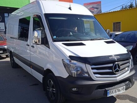 Белый Мерседес Sprinter, объемом двигателя 2.1 л и пробегом 330 тыс. км за 24117 $, фото 1 на Automoto.ua