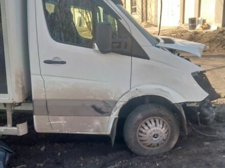 Белый Мерседес Sprinter, объемом двигателя 3 л и пробегом 284 тыс. км за 15000 $, фото 1 на Automoto.ua