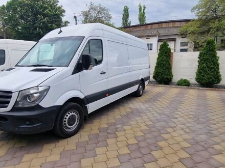 Белый Мерседес Sprinter, объемом двигателя 2.14 л и пробегом 399 тыс. км за 16999 $, фото 1 на Automoto.ua