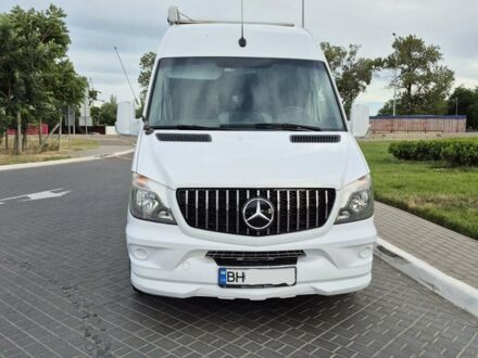Белый Мерседес Sprinter, объемом двигателя 2.2 л и пробегом 200 тыс. км за 43500 $, фото 1 на Automoto.ua