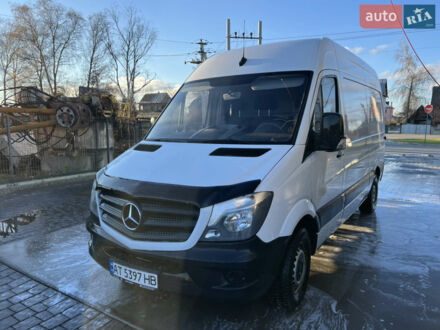 Белый Мерседес Sprinter, объемом двигателя 2.1 л и пробегом 385 тыс. км за 15800 $, фото 1 на Automoto.ua