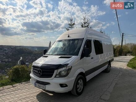 Белый Мерседес Sprinter, объемом двигателя 2.99 л и пробегом 700 тыс. км за 41369 $, фото 1 на Automoto.ua