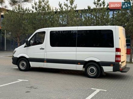 Белый Мерседес Sprinter, объемом двигателя 2.14 л и пробегом 500 тыс. км за 22465 $, фото 1 на Automoto.ua