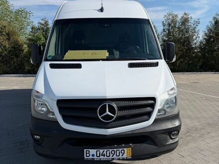 Белый Мерседес Sprinter, объемом двигателя 3 л и пробегом 185 тыс. км за 28000 $, фото 1 на Automoto.ua