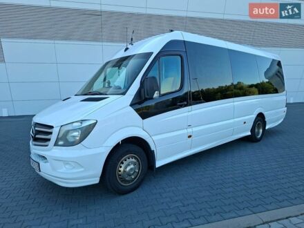 Белый Мерседес Sprinter, объемом двигателя 3 л и пробегом 151 тыс. км за 59999 $, фото 1 на Automoto.ua