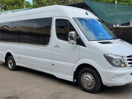 Белый Мерседес Sprinter, объемом двигателя 3 л и пробегом 310 тыс. км за 68800 $, фото 1 на Automoto.ua