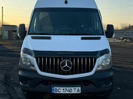 Белый Мерседес Sprinter, объемом двигателя 2.2 л и пробегом 493 тыс. км за 22500 $, фото 1 на Automoto.ua