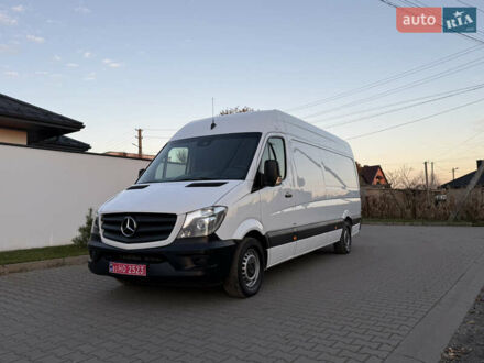 Белый Мерседес Sprinter, объемом двигателя 0 л и пробегом 348 тыс. км за 19300 $, фото 1 на Automoto.ua