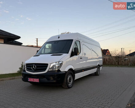 Белый Мерседес Sprinter, объемом двигателя 0 л и пробегом 348 тыс. км за 19300 $, фото 1 на Automoto.ua