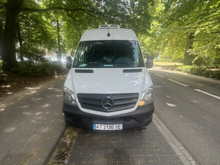Мерседес Sprinter 2017 в Надворной на Automoto.ua Белый Мерседес Sprinter, объемом двигателя 2.14 л и пробегом 430 тыс. км за 28461 $, фото 1 на Automoto.ua