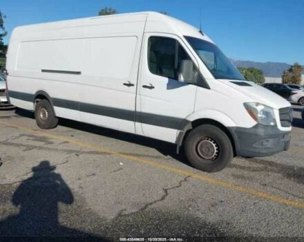 Белый Мерседес Sprinter, объемом двигателя 3 л и пробегом 168 тыс. км за 2500 $, фото 1 на Automoto.ua