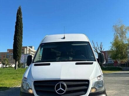 Белый Мерседес Sprinter, объемом двигателя 2.14 л и пробегом 247 тыс. км за 19000 $, фото 1 на Automoto.ua