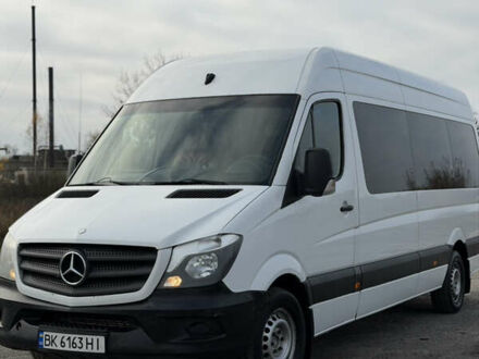 Белый Мерседес Sprinter, объемом двигателя 2.14 л и пробегом 268 тыс. км за 25000 $, фото 1 на Automoto.ua