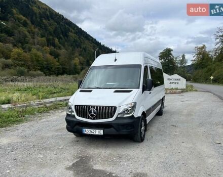 Белый Мерседес Sprinter, объемом двигателя 3 л и пробегом 500 тыс. км за 28500 $, фото 1 на Automoto.ua