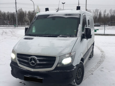 Белый Мерседес Sprinter, объемом двигателя 2.14 л и пробегом 178 тыс. км за 48800 $, фото 1 на Automoto.ua
