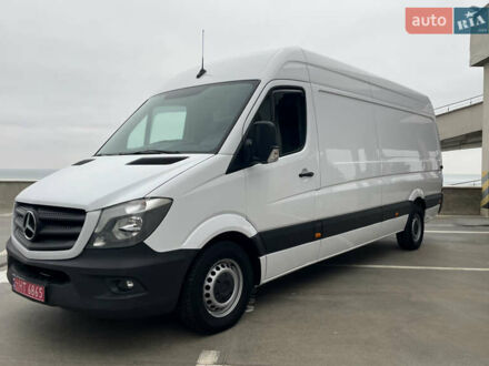 Белый Мерседес Sprinter, объемом двигателя 3 л и пробегом 300 тыс. км за 29500 $, фото 1 на Automoto.ua