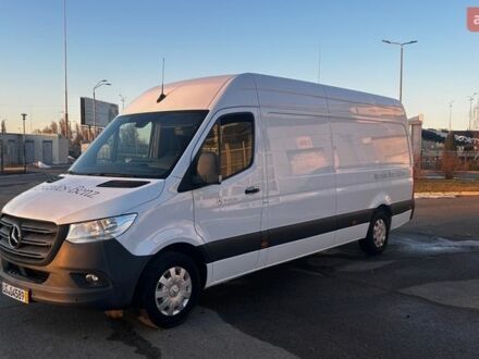 Белый Мерседес Sprinter, объемом двигателя 0 л и пробегом 287 тыс. км за 25700 $, фото 1 на Automoto.ua