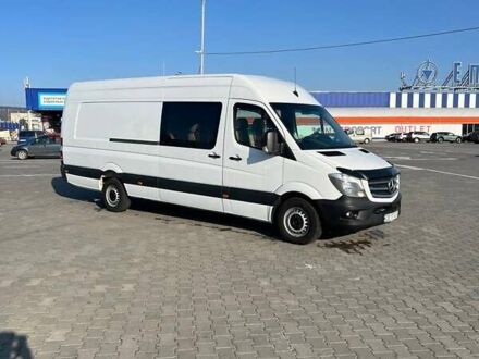 Белый Мерседес Sprinter, объемом двигателя 0 л и пробегом 247 тыс. км за 37000 $, фото 1 на Automoto.ua