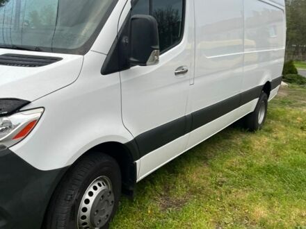Белый Мерседес Sprinter, объемом двигателя 2.99 л и пробегом 122 тыс. км за 39000 $, фото 1 на Automoto.ua