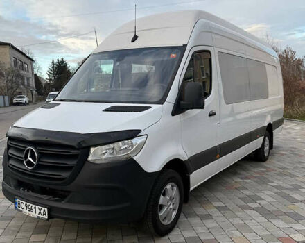 Білий Мерседес Sprinter, об'ємом двигуна 2.1 л та пробігом 325 тис. км за 39984 $, фото 1 на Automoto.ua