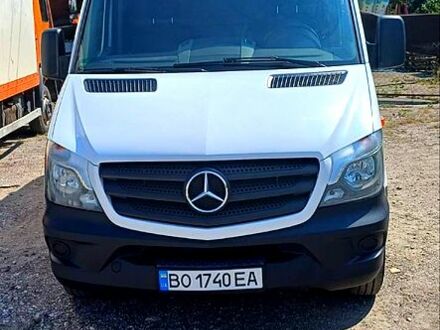 Белый Мерседес Sprinter, объемом двигателя 2.1 л и пробегом 326 тыс. км за 18900 $, фото 1 на Automoto.ua