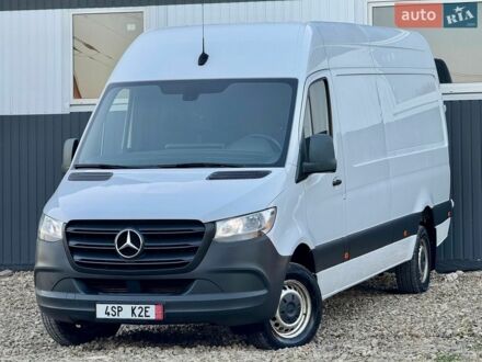 Белый Мерседес Sprinter, объемом двигателя 2.14 л и пробегом 299 тыс. км за 23300 $, фото 1 на Automoto.ua