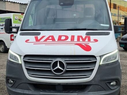 Белый Мерседес Sprinter, объемом двигателя 3 л и пробегом 273 тыс. км за 45000 $, фото 1 на Automoto.ua