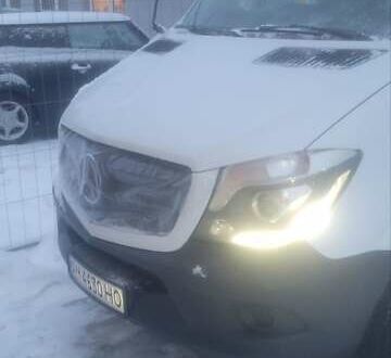 Белый Мерседес Sprinter, объемом двигателя 3 л и пробегом 670 тыс. км за 30300 $, фото 1 на Automoto.ua