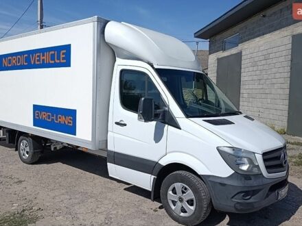 Белый Мерседес Sprinter, объемом двигателя 2.2 л и пробегом 243 тыс. км за 22950 $, фото 1 на Automoto.ua