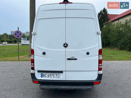 Белый Мерседес Sprinter, объемом двигателя 2.2 л и пробегом 260 тыс. км за 20500 $, фото 1 на Automoto.ua