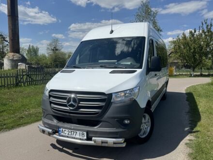Белый Мерседес Sprinter, объемом двигателя 2.1 л и пробегом 525 тыс. км за 27300 $, фото 1 на Automoto.ua