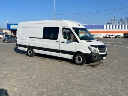 Белый Мерседес Sprinter, объемом двигателя 2.9 л и пробегом 247 тыс. км за 34900 $, фото 1 на Automoto.ua