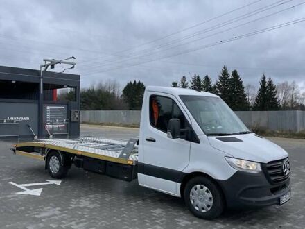 Белый Мерседес Sprinter, объемом двигателя 2.14 л и пробегом 370 тыс. км за 31000 $, фото 1 на Automoto.ua