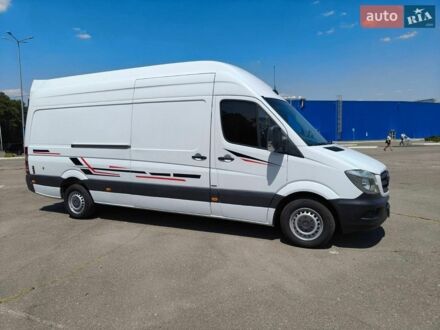 Белый Мерседес Sprinter, объемом двигателя 2.14 л и пробегом 345 тыс. км за 24000 $, фото 1 на Automoto.ua