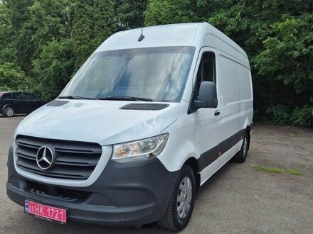 Белый Мерседес Sprinter, объемом двигателя 2.2 л и пробегом 216 тыс. км за 23500 $, фото 1 на Automoto.ua