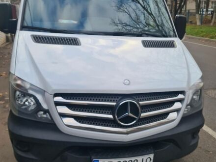 Белый Мерседес Sprinter, объемом двигателя 2.3 л и пробегом 170 тыс. км за 28000 $, фото 1 на Automoto.ua