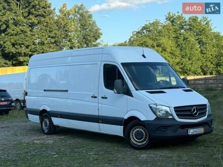 Белый Мерседес Sprinter, объемом двигателя 2.2 л и пробегом 383 тыс. км за 17766 $, фото 1 на Automoto.ua
