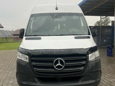 Белый Мерседес Sprinter, объемом двигателя 2.14 л и пробегом 500 тыс. км за 28600 $, фото 1 на Automoto.ua