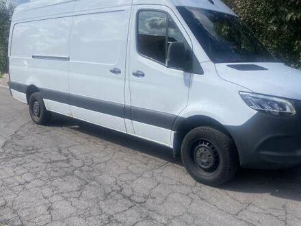 Белый Мерседес Sprinter, объемом двигателя 2.99 л и пробегом 337 тыс. км за 32000 $, фото 1 на Automoto.ua