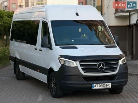 Белый Мерседес Sprinter, объемом двигателя 2.14 л и пробегом 690 тыс. км за 34999 $, фото 1 на Automoto.ua