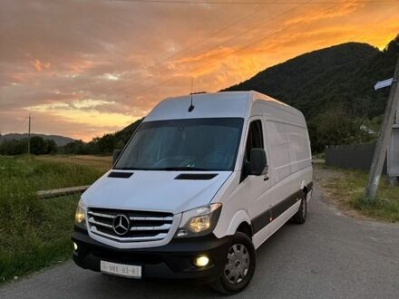 Белый Мерседес Sprinter, объемом двигателя 2.14 л и пробегом 500 тыс. км за 22700 $, фото 1 на Automoto.ua
