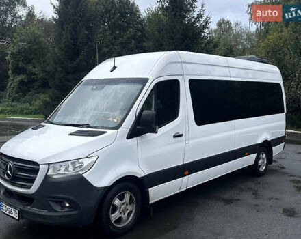 Белый Мерседес Sprinter, объемом двигателя 2.14 л и пробегом 500 тыс. км за 34900 $, фото 1 на Automoto.ua