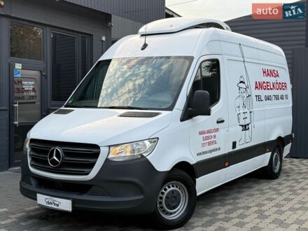 Белый Мерседес Sprinter, объемом двигателя 2.2 л и пробегом 330 тыс. км за 24500 $, фото 1 на Automoto.ua