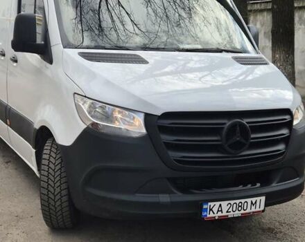 Белый Мерседес Sprinter, объемом двигателя 2.1 л и пробегом 300 тыс. км за 22100 $, фото 1 на Automoto.ua