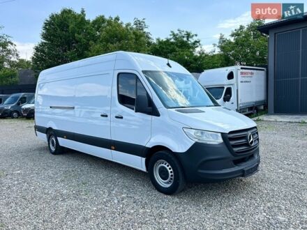 Белый Мерседес Sprinter, объемом двигателя 2.2 л и пробегом 239 тыс. км за 22650 $, фото 1 на Automoto.ua
