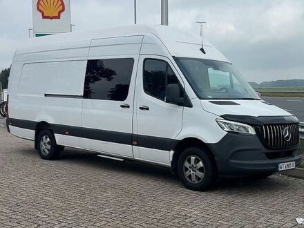 Белый Мерседес Sprinter, объемом двигателя 2.14 л и пробегом 500 тыс. км за 38000 $, фото 1 на Automoto.ua